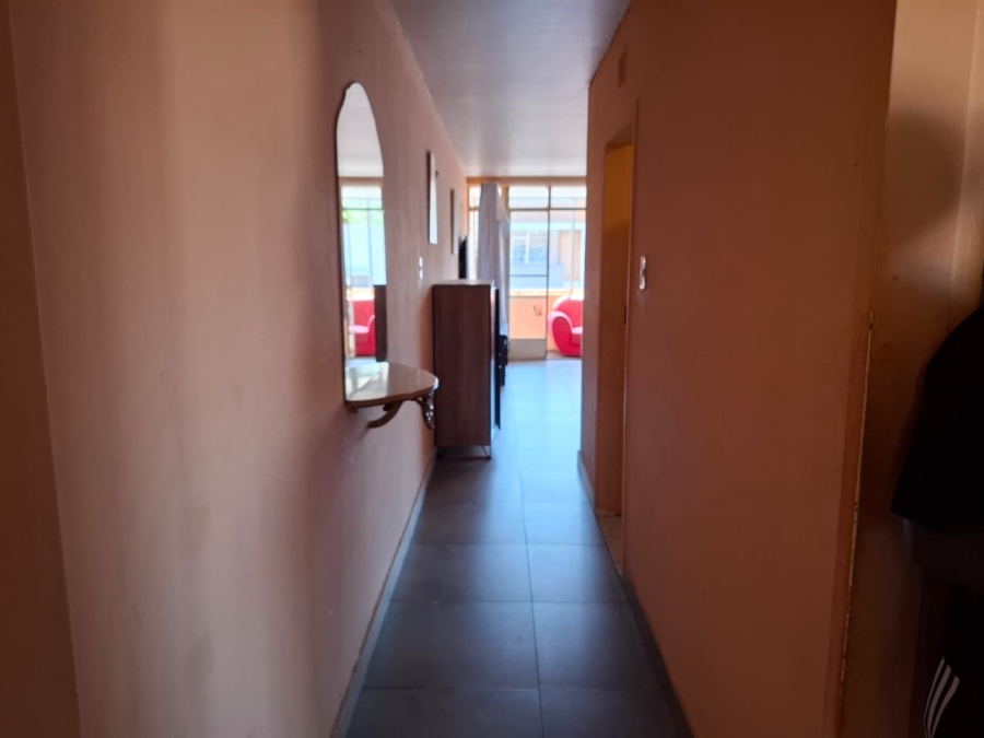 1 Bedroom Property for Sale in Bloemfontein Free State